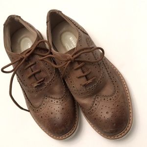 Kenneth Cole - Wing Tip - Lace up Shoe - Brown - Size 1 - Preowned - $45